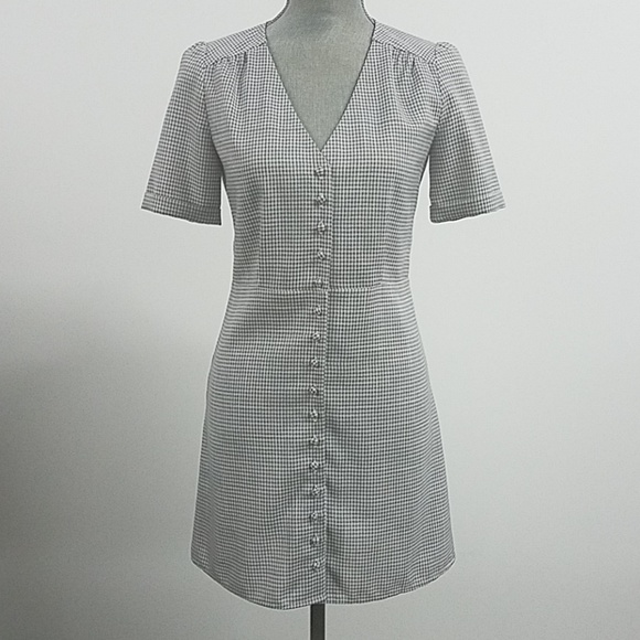 Gingham  Button down Dress - Picture 4 of 8